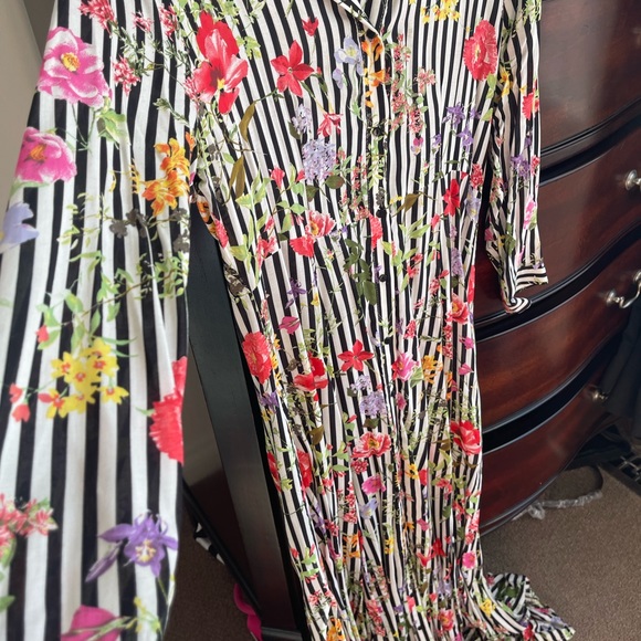Zara — Long Striped and Floral Print Dress — maxi dress - size Medium - Picture 4 of 6